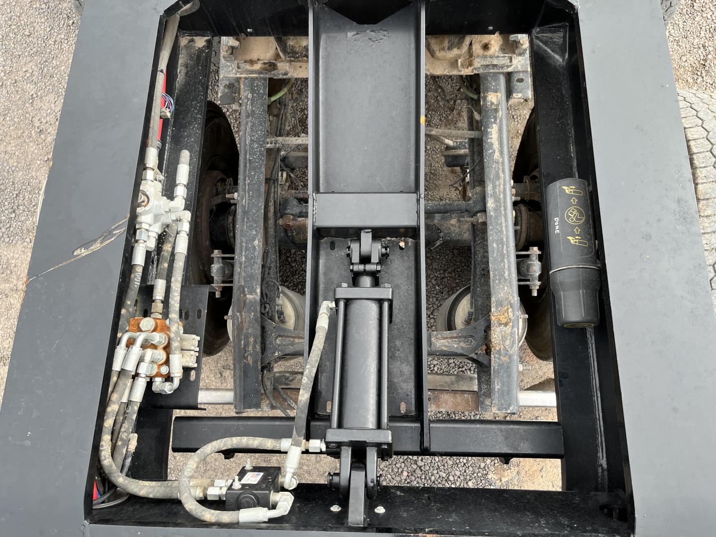 ./imagenes/INVOICE/2019/16959/LOW BOY LOAD KING 554SS (17).JPG